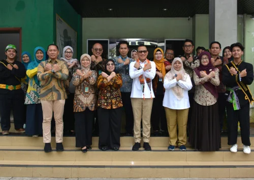 Menteri P2MI beri kuliah umum di Poltekkes Jakarta III  “ MENAPAK KARIR GLOBAL: Peluang, Tantangan, dan Strategi Sukses Tenaga Kesehatan di Luar Negeri ”