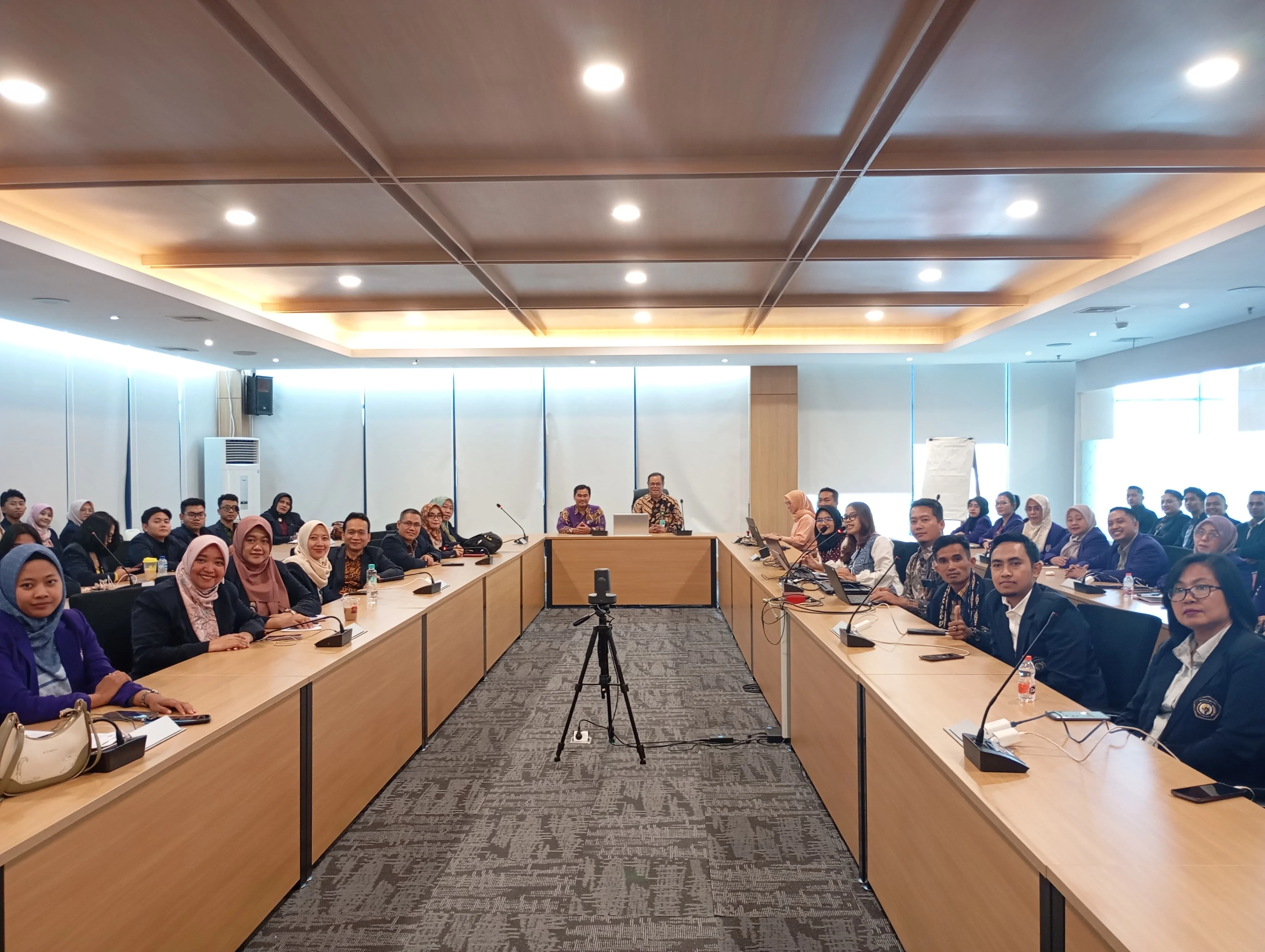 Direktorat Jenderal SDM Kesehatan Menerima Kunjungan Mahasiswa Pascasarjana Universitas Strada Indonesia